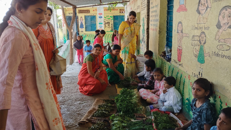 चिमुकल्यांची भाजी मंडई