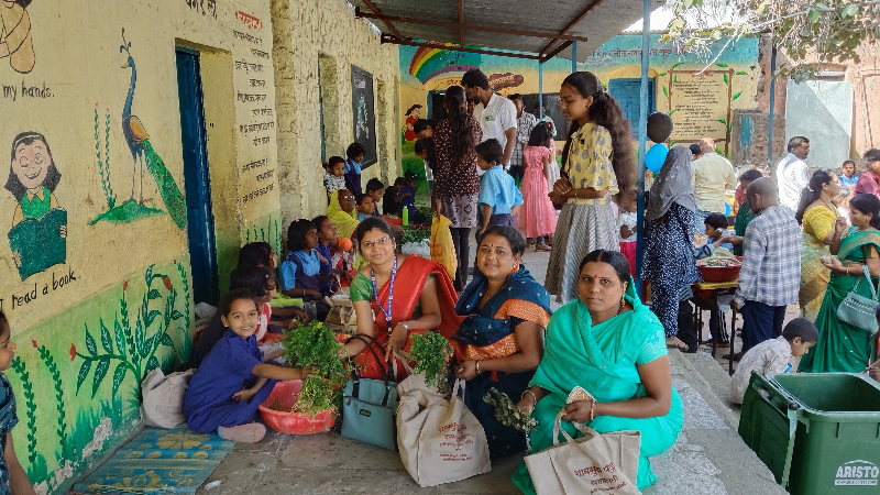 चिमुकल्यांची भाजी मंडई